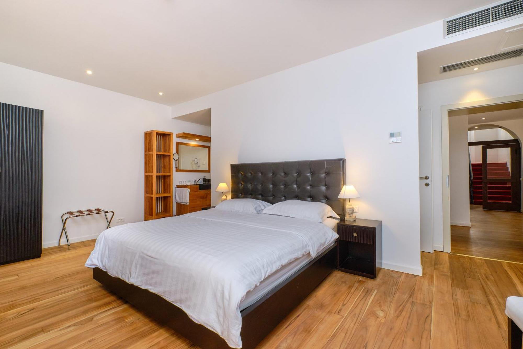 Dolphin Suites Veli Losinj Exterior photo